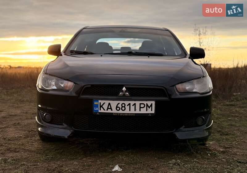 Седан Mitsubishi Lancer 2009 в Киеве фото 5 Седан Mitsubishi Lancer 2009 в Киеве