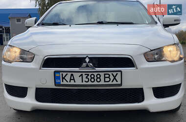 Седан Mitsubishi Lancer 2015 в 