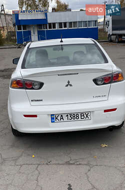 Седан Mitsubishi Lancer 2015 в 
