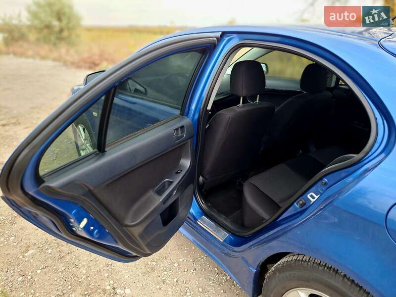 Хетчбек Mitsubishi Lancer 2008 в Новомосковську