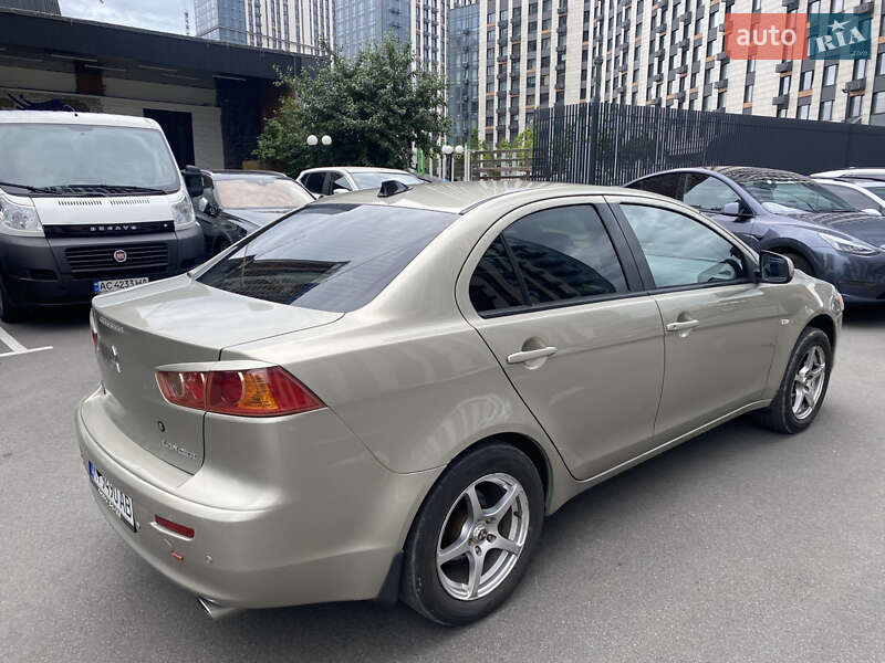 Седан Mitsubishi Lancer 2007 в Киеве фото 2 Седан Mitsubishi Lancer 2007 в Киеве