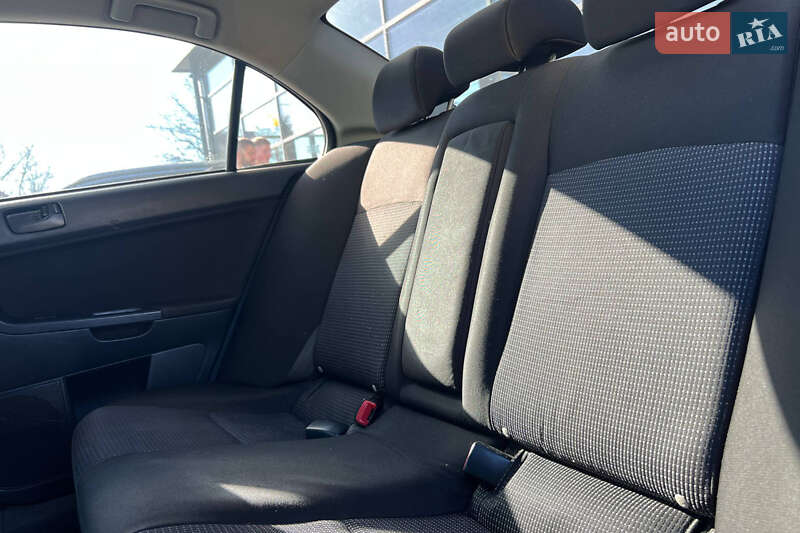 Седан Mitsubishi Lancer 2009 в Ивано-Франковске фото 16 Седан Mitsubishi Lancer 2009 в Ивано-Франковске