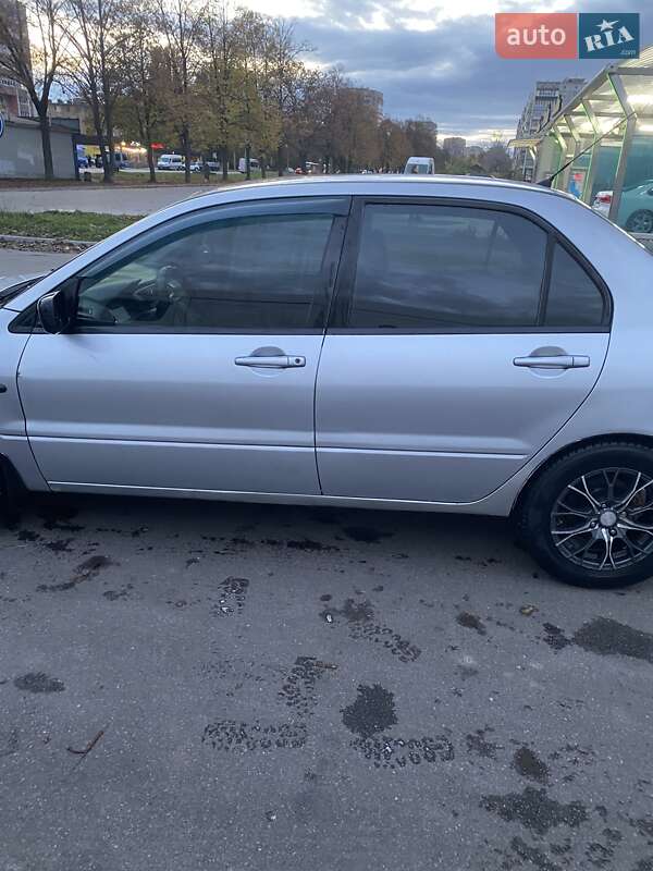 Седан Mitsubishi Lancer 2003 в Белой Церкви