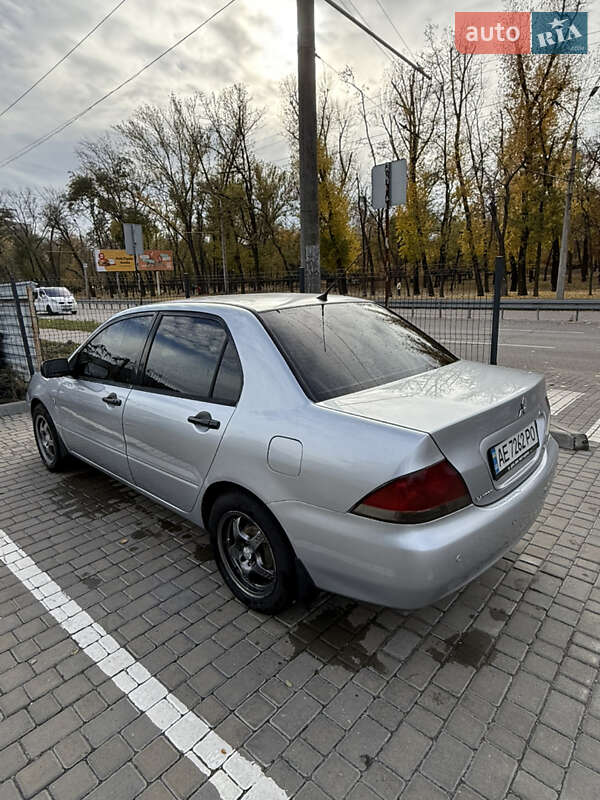 Седан Mitsubishi Lancer 2004 в Дніпрі фото 5 Седан Mitsubishi Lancer 2004 в Дніпрі