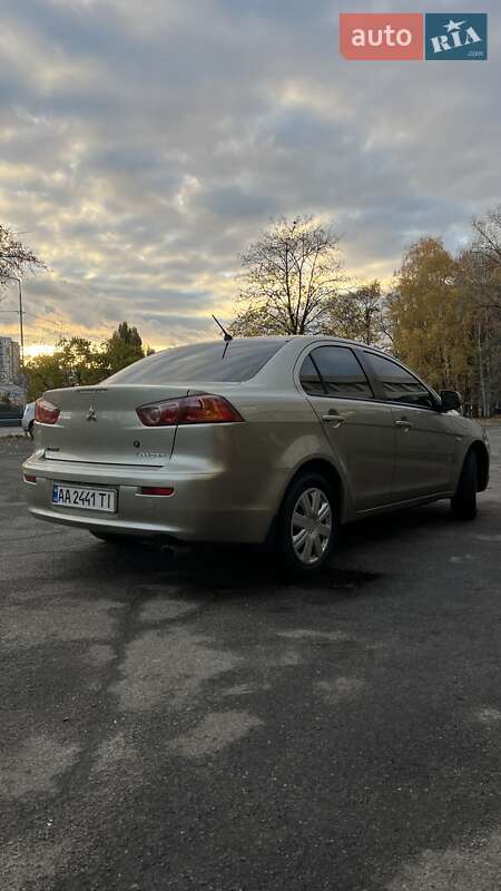 Седан Mitsubishi Lancer 2008 в Києві фото 4 Седан Mitsubishi Lancer 2008 в Києві