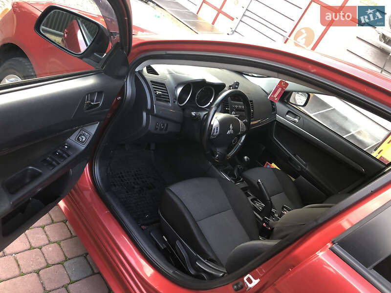 Хэтчбек Mitsubishi Lancer 2008 в Ивано-Франковске фото 17 Хэтчбек Mitsubishi Lancer 2008 в Ивано-Франковске