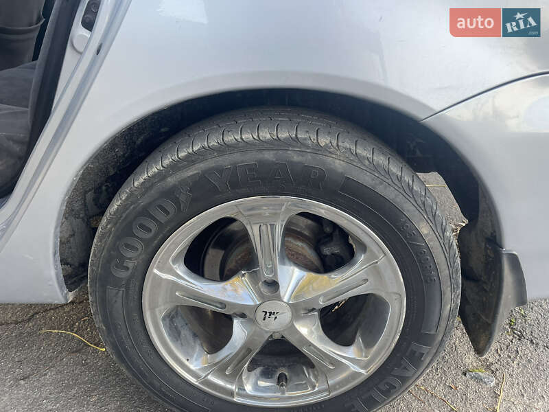 Седан Mitsubishi Lancer 2004 в Теофиполе фото 15 Седан Mitsubishi Lancer 2004 в Теофиполе