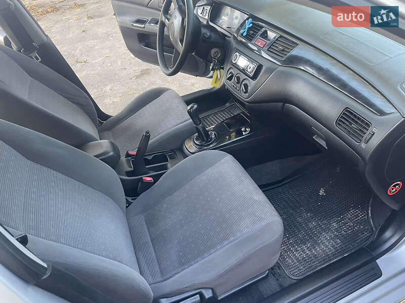 Седан Mitsubishi Lancer 2004 в Теофиполе фото 28 Седан Mitsubishi Lancer 2004 в Теофиполе