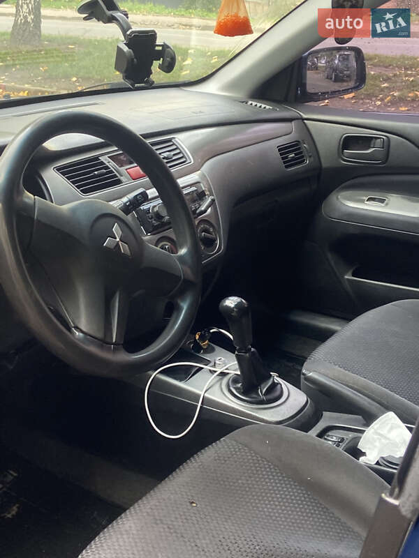 Универсал Mitsubishi Lancer 2004 в Ивано-Франковске