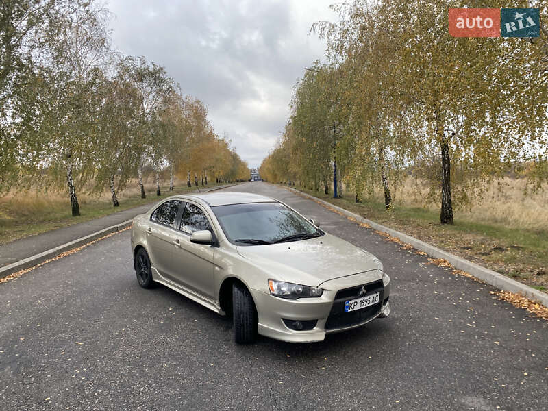 Седан Mitsubishi Lancer 2008 в Запорожье