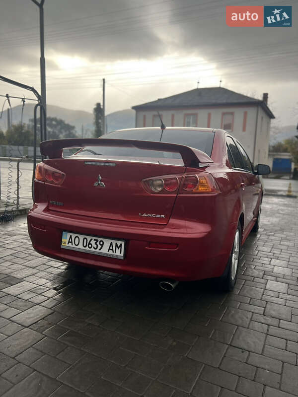 Седан Mitsubishi Lancer 2008 в Перечине