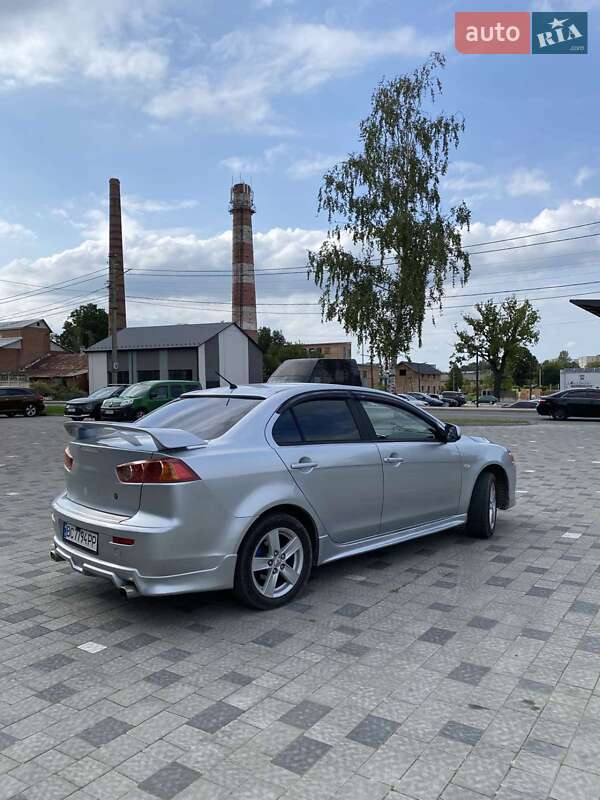 Седан Mitsubishi Lancer 2009 в Турці