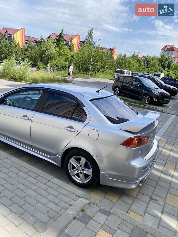 Седан Mitsubishi Lancer 2009 в Турці