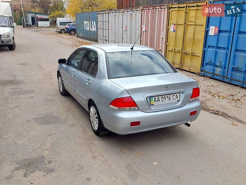 Седан Mitsubishi Lancer 2006 в Києві