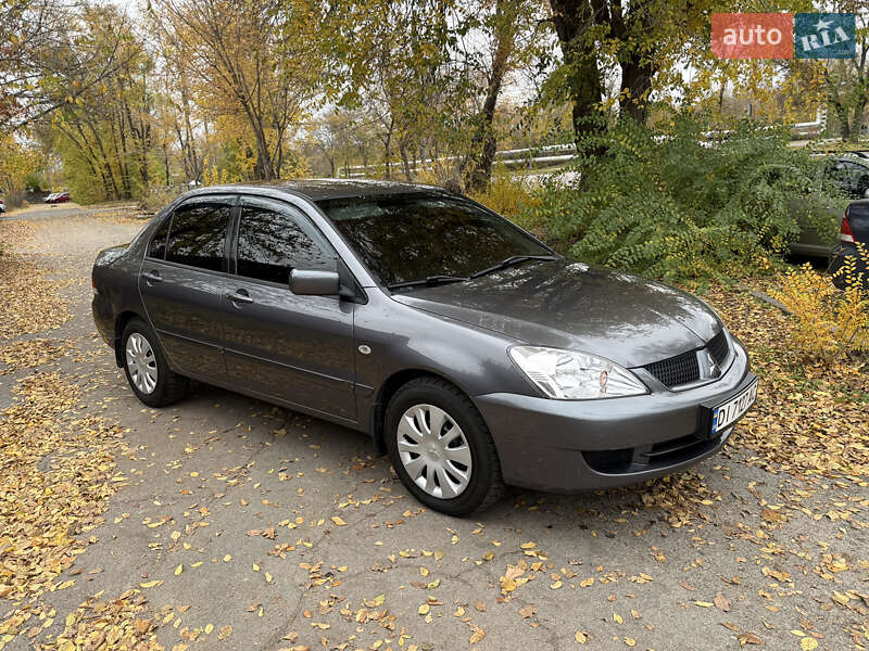 Седан Mitsubishi Lancer 2007 в Днепре