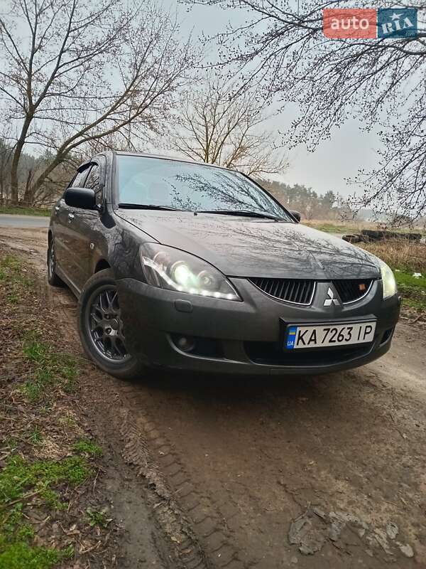 Седан Mitsubishi Lancer 2004 в Білогородці фото 3 Седан Mitsubishi Lancer 2004 в Білогородці