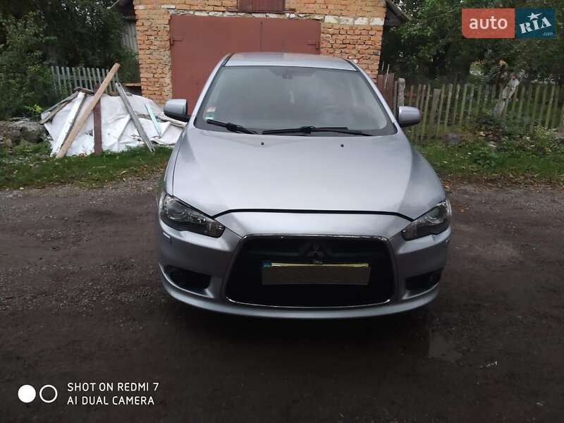 Хетчбек Mitsubishi Lancer 2011 в Старокостянтинові фото Хетчбек Mitsubishi Lancer 2011 в Старокостянтинові