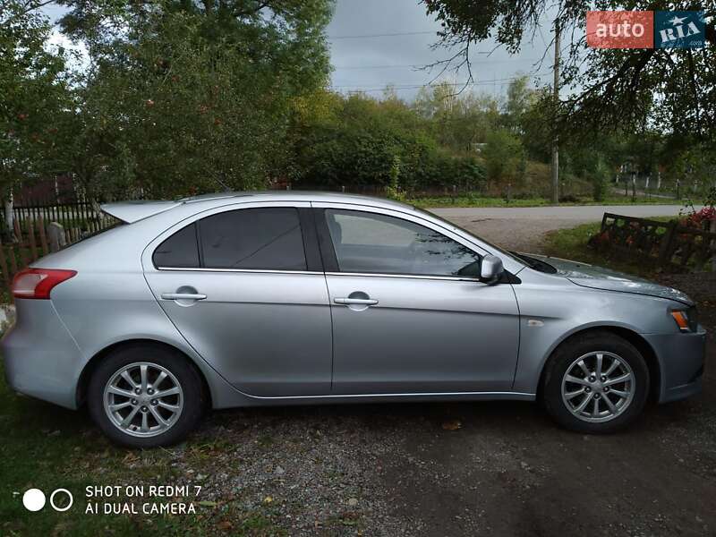 Хетчбек Mitsubishi Lancer 2011 в Старокостянтинові фото 7 Хетчбек Mitsubishi Lancer 2011 в Старокостянтинові