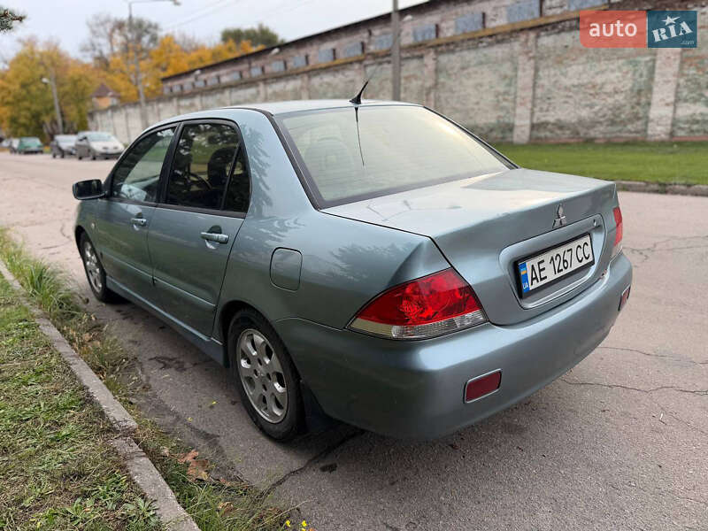Седан Mitsubishi Lancer 2006 в Запоріжжі