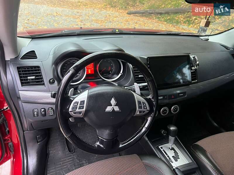 Седан Mitsubishi Lancer 2008 в Луцке