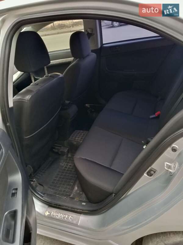 Седан Mitsubishi Lancer 2009 в Турці