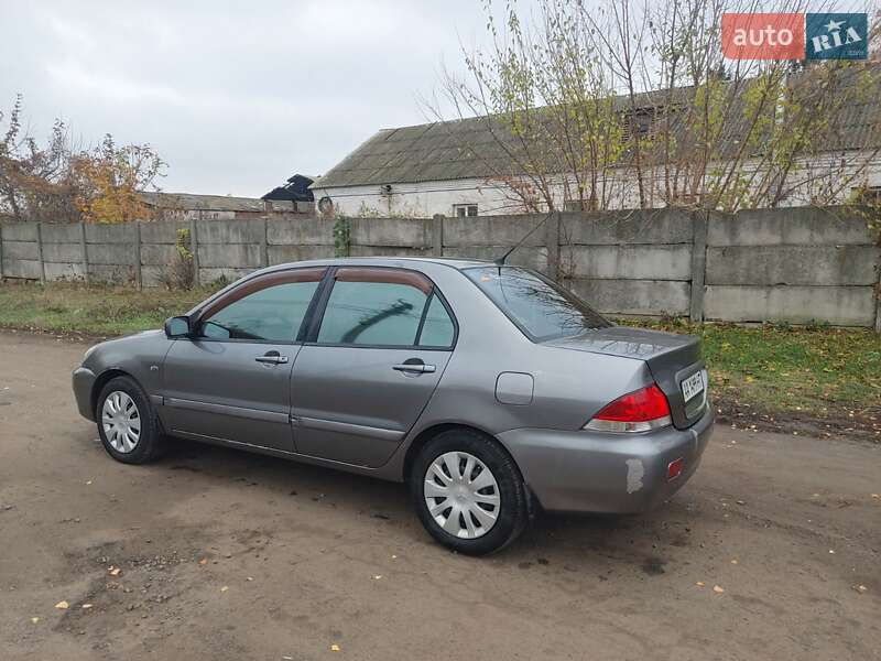 Седан Mitsubishi Lancer 2008 в Золотоноше