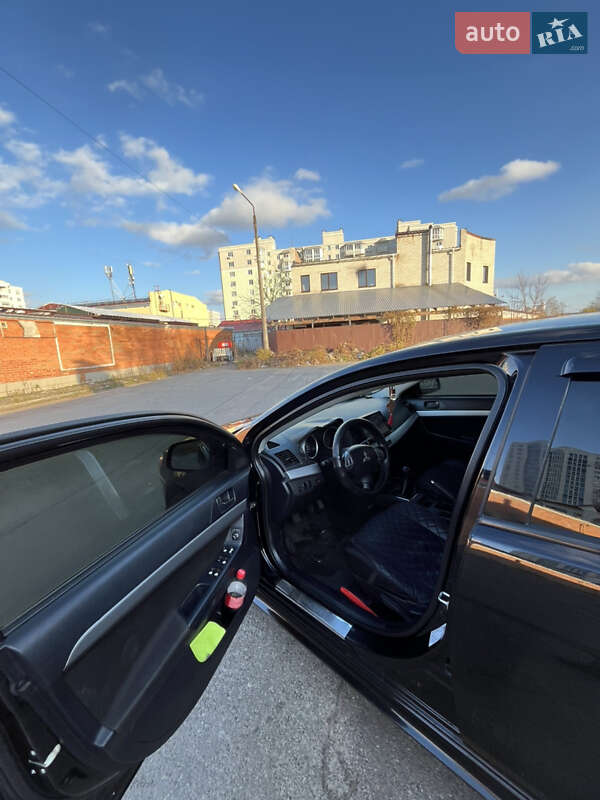 Седан Mitsubishi Lancer 2007 в Чернигове