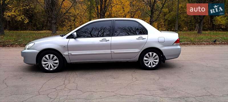 Седан Mitsubishi Lancer 2008 в Желтых Водах