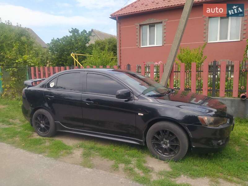 Седан Mitsubishi Lancer 2008 в Ужгороде