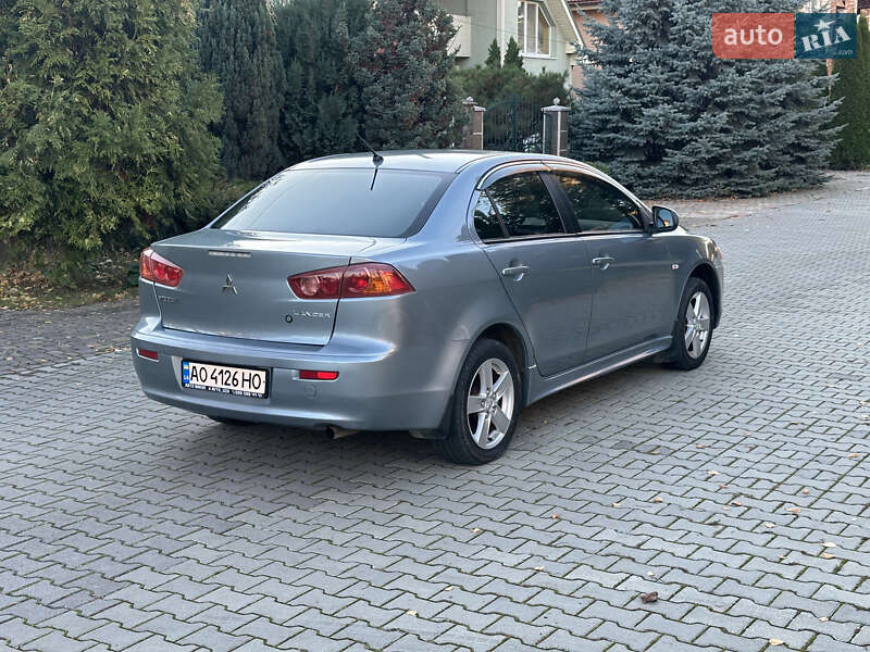 Седан Mitsubishi Lancer 2009 в Ужгороді фото 6 Седан Mitsubishi Lancer 2009 в Ужгороді