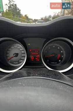 Седан Mitsubishi Lancer 2009 в Киеве