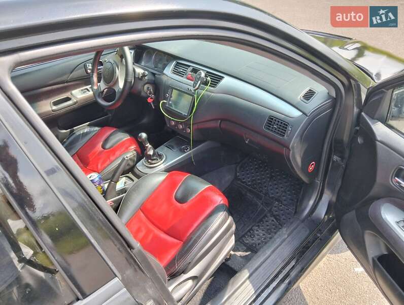 Седан Mitsubishi Lancer 2005 в Виннице фото 2 Седан Mitsubishi Lancer 2005 в Виннице