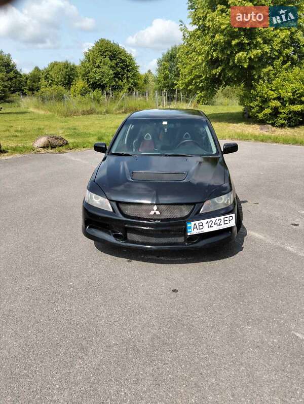 Седан Mitsubishi Lancer 2005 в Виннице фото 3 Седан Mitsubishi Lancer 2005 в Виннице