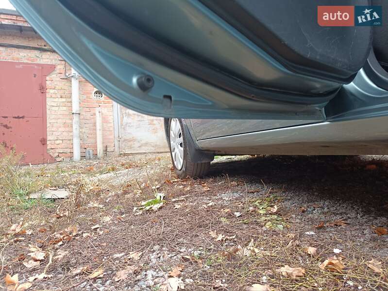 Седан Mitsubishi Lancer 2007 в Полтаве фото 10 Седан Mitsubishi Lancer 2007 в Полтаве