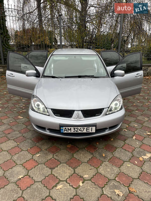 Седан Mitsubishi Lancer 2008 в Житомирі фото 19 Седан Mitsubishi Lancer 2008 в Житомирі