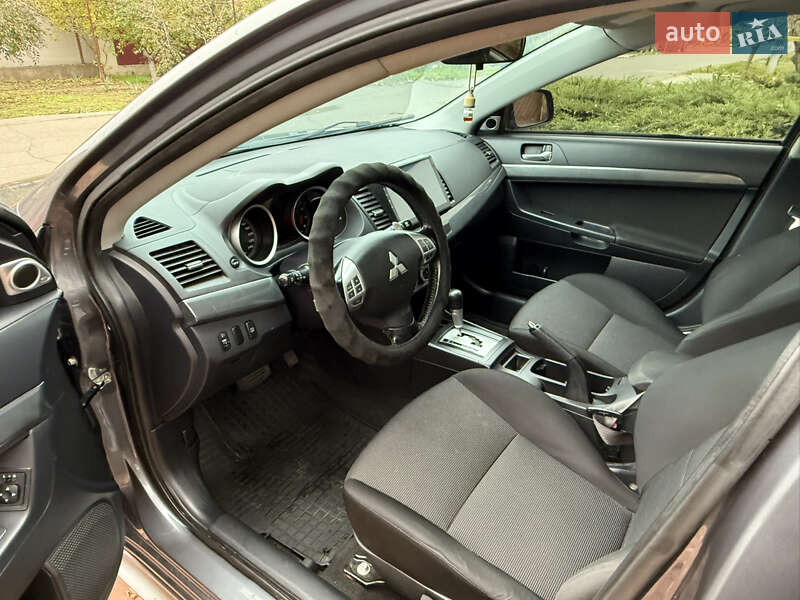 Седан Mitsubishi Lancer 2008 в Одессе