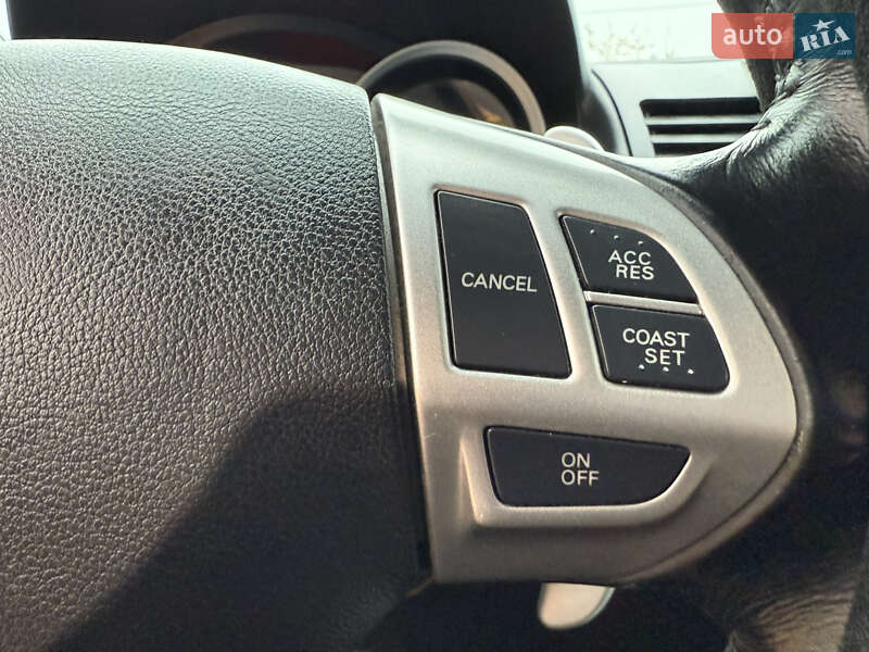 Седан Mitsubishi Lancer 2008 в Одессе