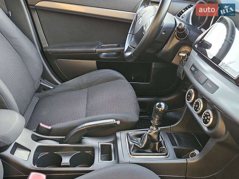 Седан Mitsubishi Lancer 2007 в Бориславе фото 57 Седан Mitsubishi Lancer 2007 в Бориславе