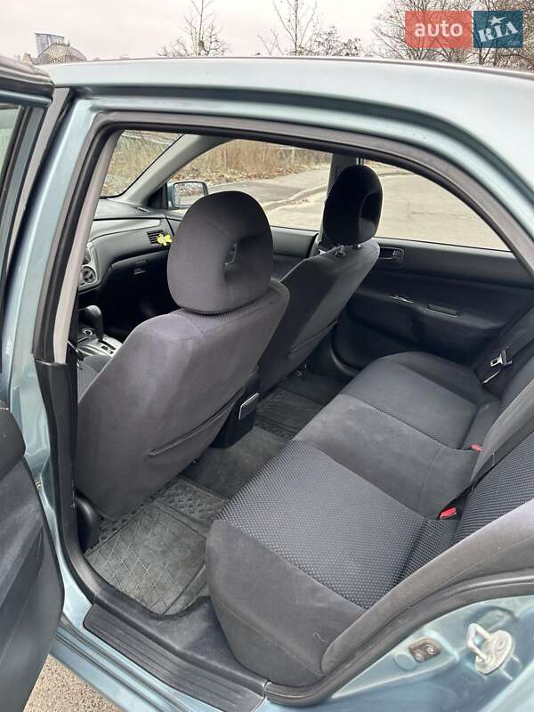 Седан Mitsubishi Lancer 2006 в Киеве