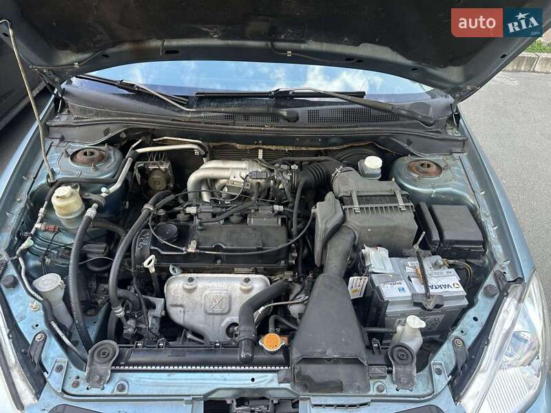 Седан Mitsubishi Lancer 2006 в Киеве