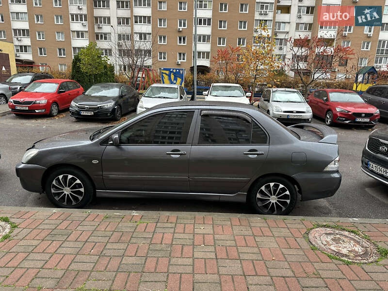 Седан Mitsubishi Lancer 2007 в Києві