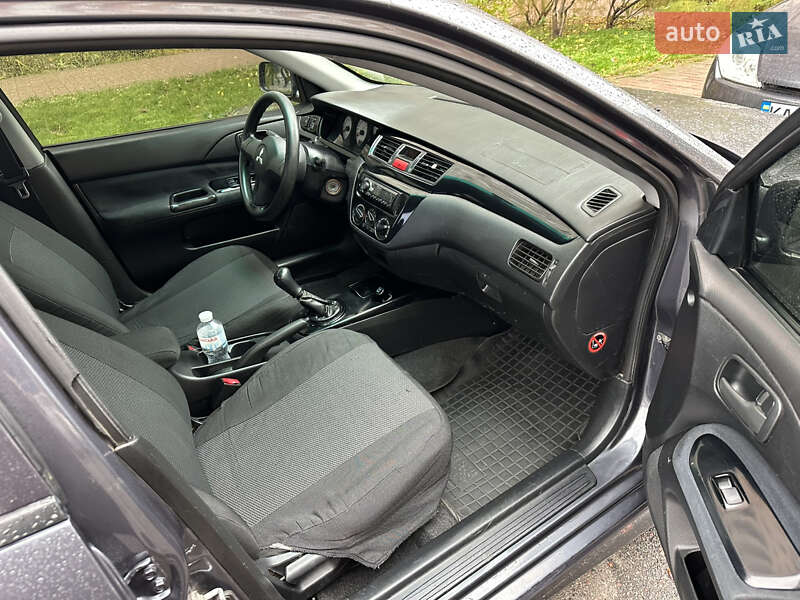 Седан Mitsubishi Lancer 2007 в Києві
