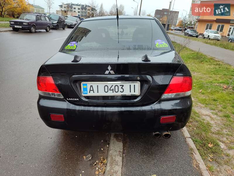 Седан Mitsubishi Lancer 2006 в Киеве