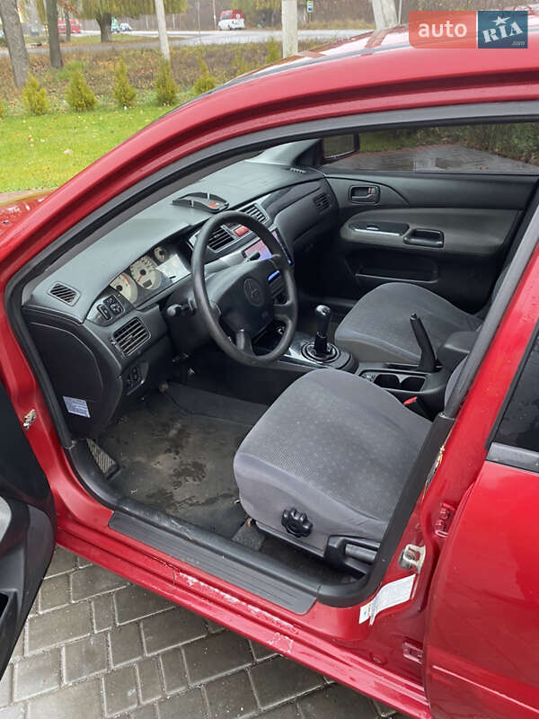 Седан Mitsubishi Lancer 2004 в Вінниці