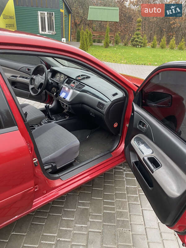 Седан Mitsubishi Lancer 2004 в Вінниці