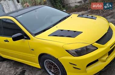 Седан Mitsubishi Lancer 2004 в Кам'янському