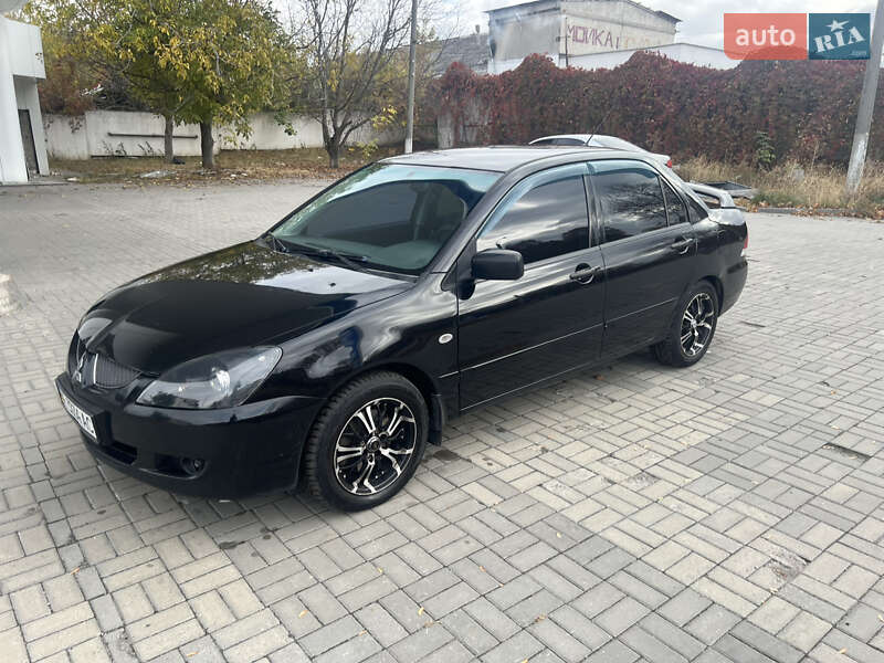Седан Mitsubishi Lancer 2005 в Дніпрі фото 3 Седан Mitsubishi Lancer 2005 в Дніпрі