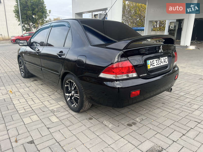 Седан Mitsubishi Lancer 2005 в Дніпрі фото 10 Седан Mitsubishi Lancer 2005 в Дніпрі
