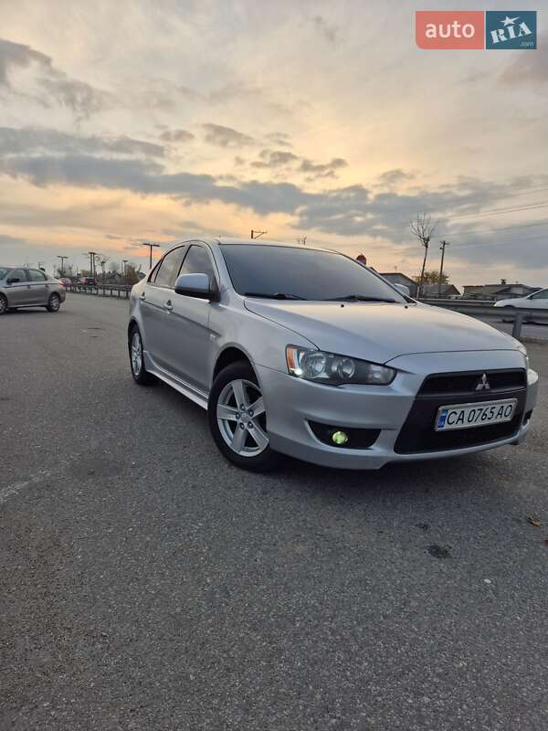 Седан Mitsubishi Lancer 2007 в Черкасах
