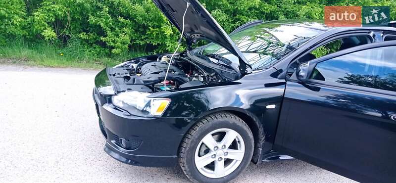 Хетчбек Mitsubishi Lancer 2008 в Львові фото 9 Хетчбек Mitsubishi Lancer 2008 в Львові